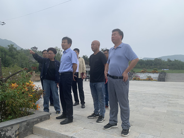 物流公司董事長李占國帶隊到公子元（河北）建設項目管理有限公司開展雙節(jié)前安全檢查工作_副本.jpg